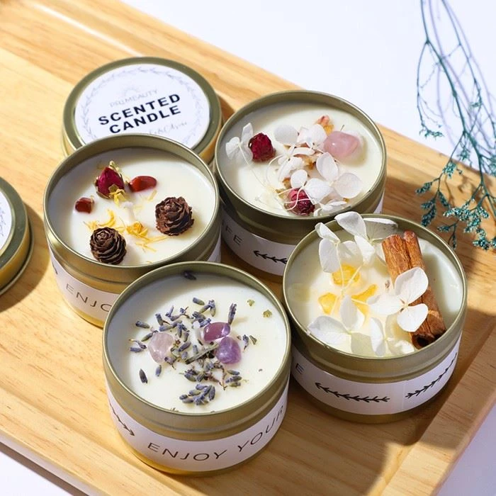 Scented Candle With Dried Flowers