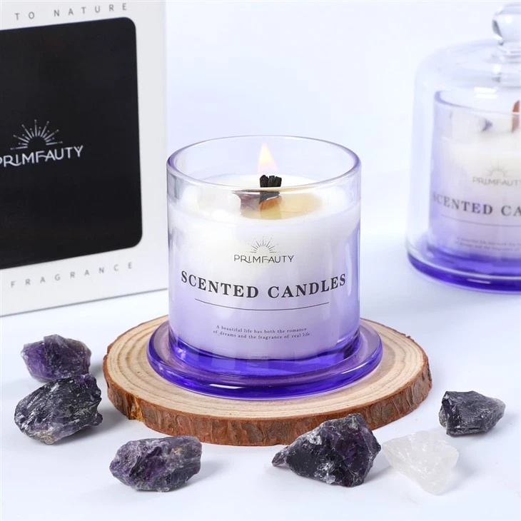 Wood Wick Scentd Candles With Crystals Inside