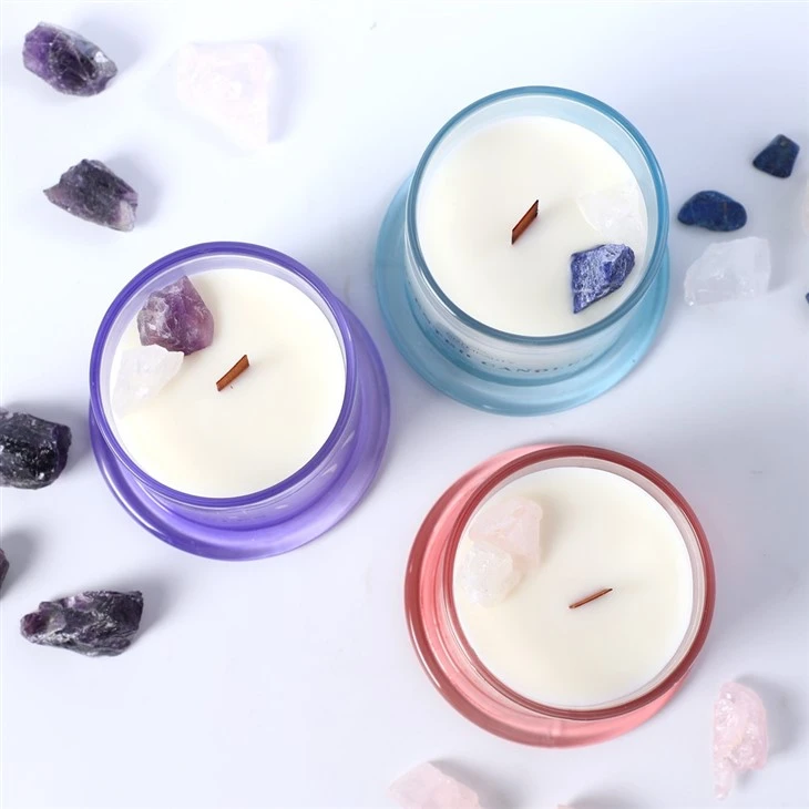 Wood Wick Scentd Candles With Crystals Inside
