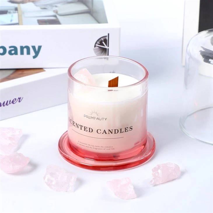 Wood Wick Scentd Candles With Crystals Inside